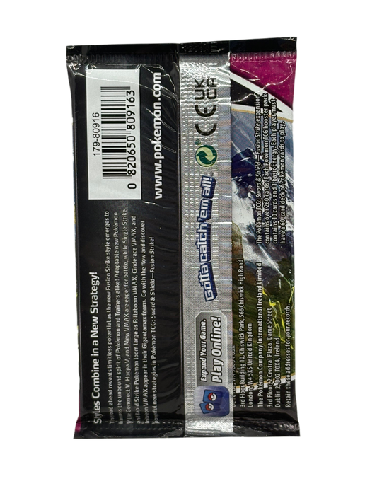 Pokémon TCG: Sword & Shield – Fusion Strike Booster Pack